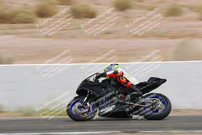 media/Jun-04-2022-WERA (Sat) [[b852bbbd55]]/Race 9 LW Twins Superbike V6 LW D Superstock/